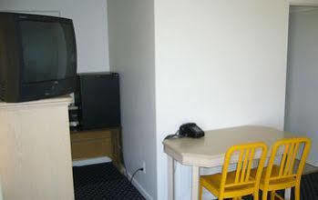 Surrey Motel Ottawa Bagian luar foto